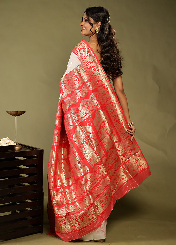 White Baluchari Silk Saree With Blouse Piece