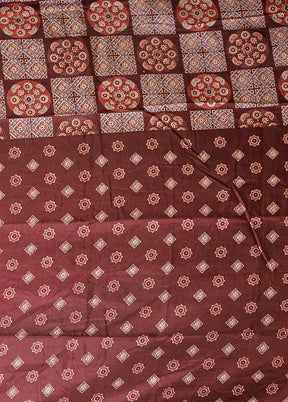 Maroon Printed Silk Saree With Blouse Piece