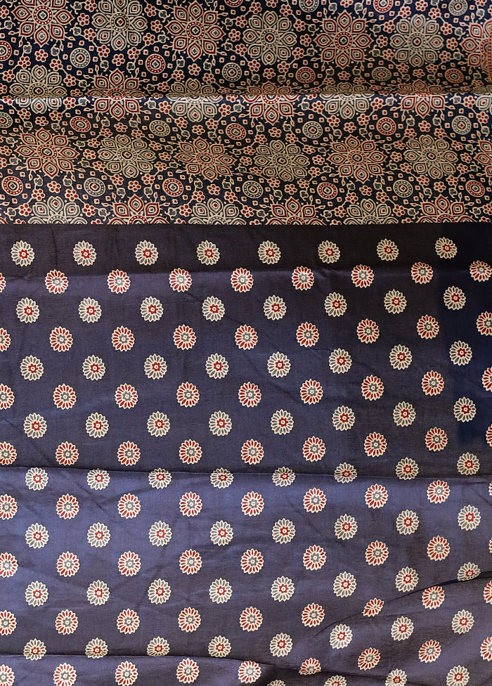 Blue Printed Silk Saree With Blouse Piece