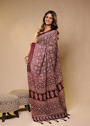 Maroon Printed Silk Saree With Blouse Piece