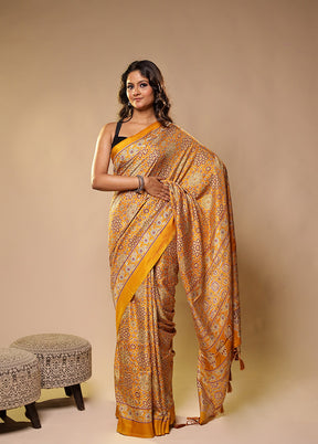 Brown Printed Silk Saree With Blouse Piece