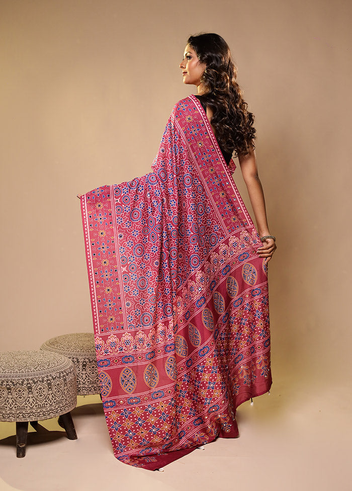 Pink Printed Silk Saree With Blouse Piece
