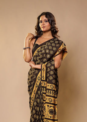 Black Printed Silk Saree With Blouse Piece