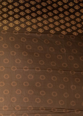 Black Printed Silk Saree With Blouse Piece