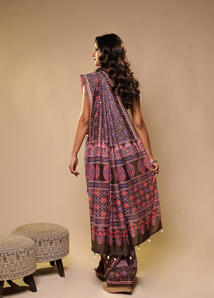 Multicolor Printed Silk Saree With Blouse Piece
