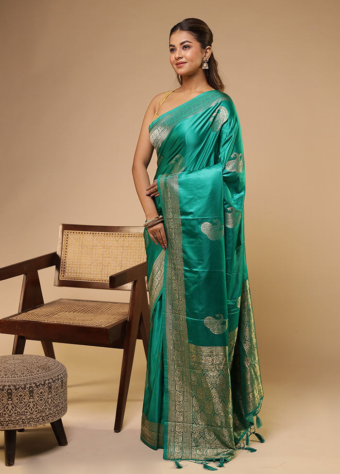 Green Dupion Silk Saree With Blouse Piece