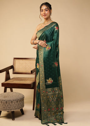 Green Dupion Silk Saree With Blouse Piece