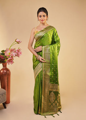 Green Dupion Silk Saree With Blouse Piece
