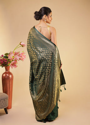 Green Dupion Silk Saree With Blouse Piece
