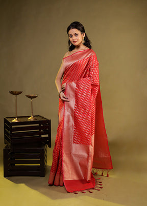 Red Kora Silk Saree With Blouse Piece