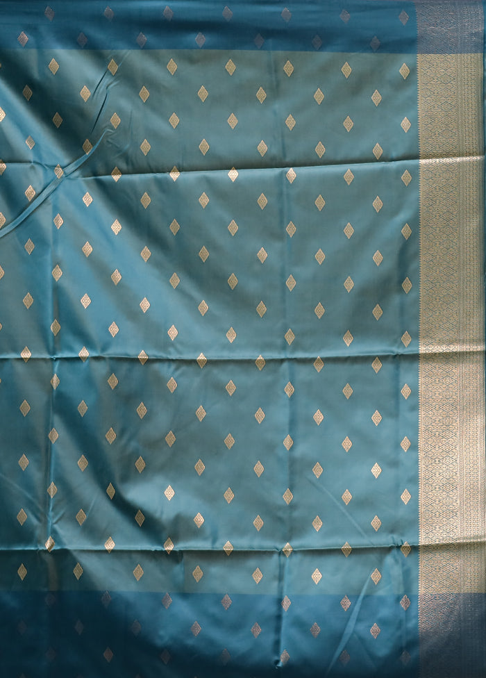 Green Kanjivaram Silk Saree With Blouse Piece