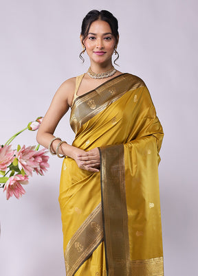 Yellow Kanjivaram Silk Saree With Blouse Piece