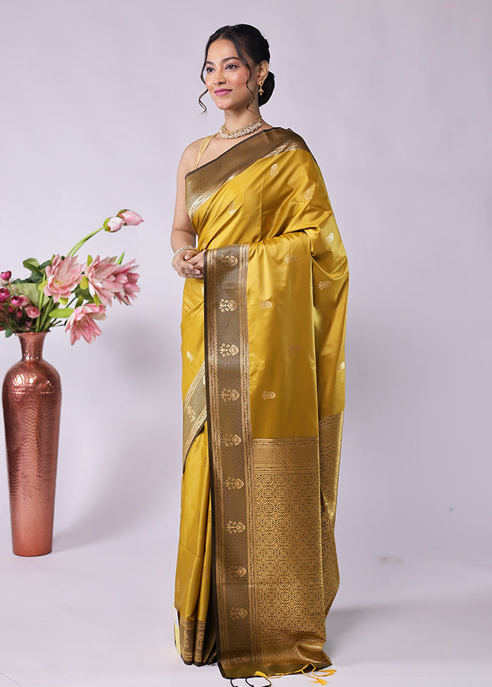 Yellow Kanjivaram Silk Saree With Blouse Piece