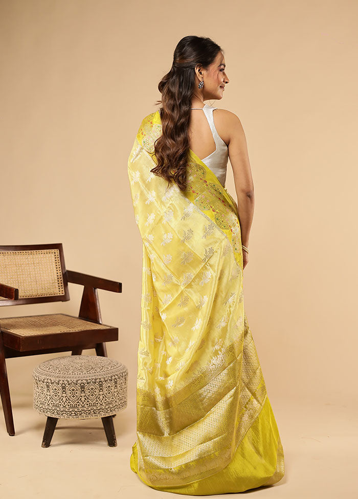 Green Dupion Silk Saree With Blouse Piece