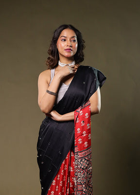 Black Printed Silk Saree Without Blouse Piece