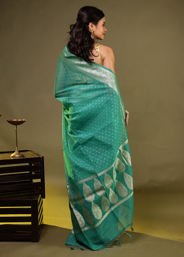 Green Kora Silk Saree With Blouse Piece
