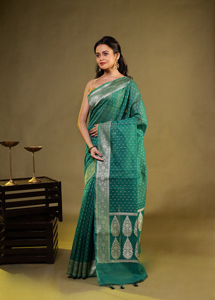 Green Kora Silk Saree With Blouse Piece