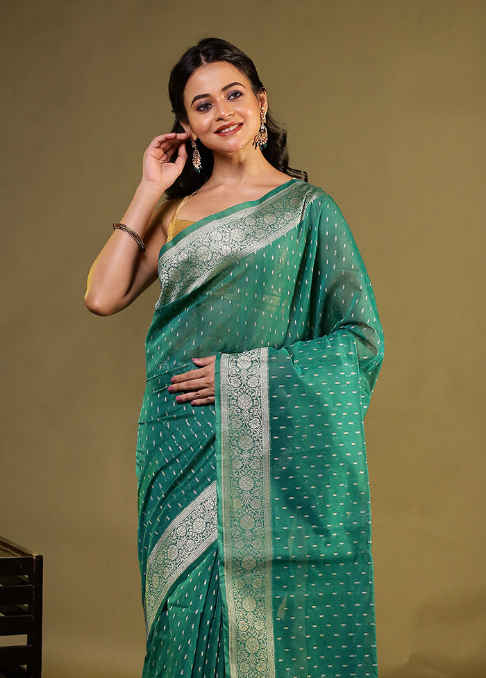 Green Kora Silk Saree With Blouse Piece