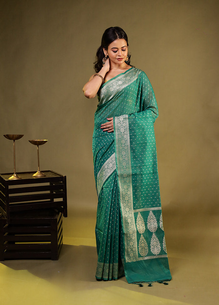 Green Kora Silk Saree With Blouse Piece