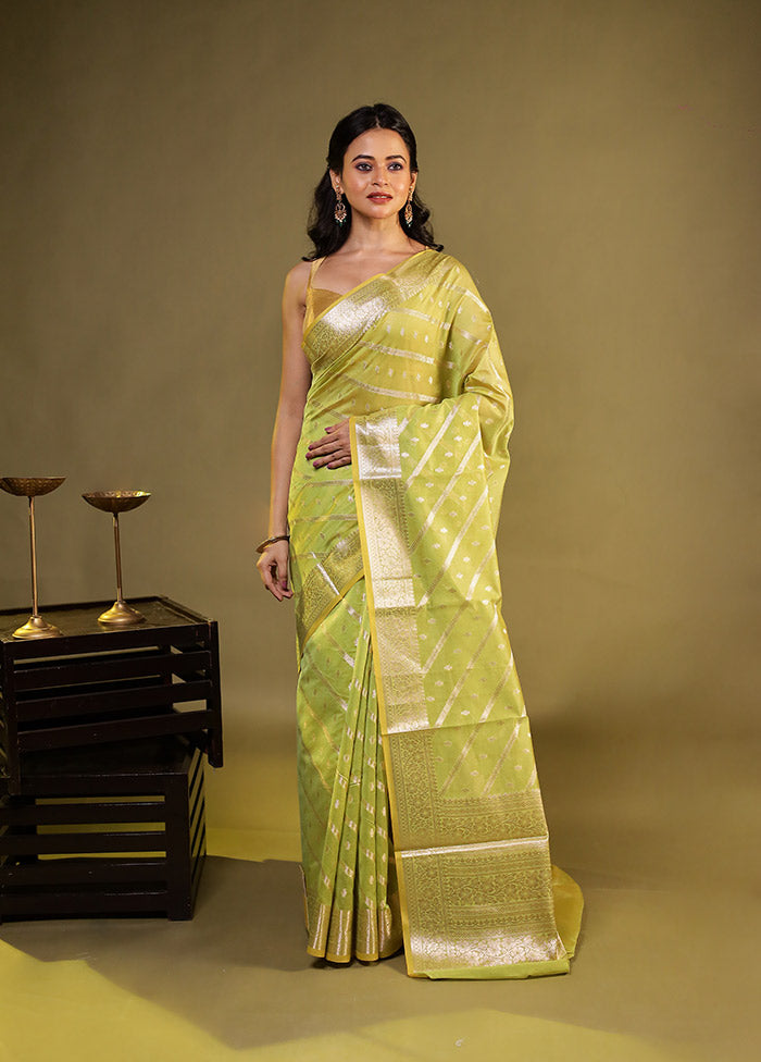 Green Kora Silk Saree With Blouse Piece