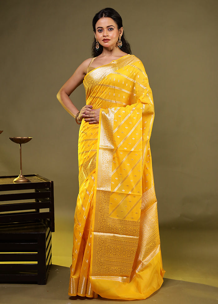 Yellow Kora Silk Saree With Blouse Piece