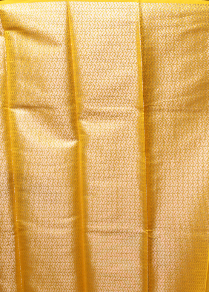 Yellow Kora Silk Saree With Blouse Piece