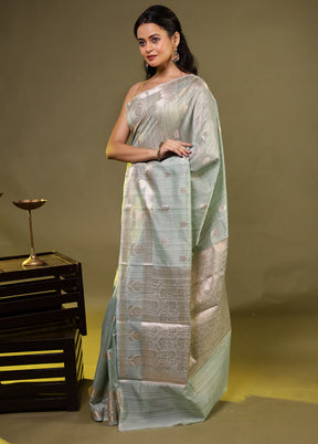 Green Kora Silk Saree With Blouse Piece