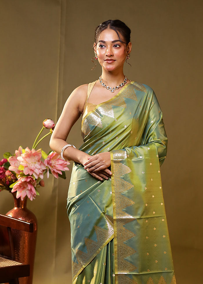 Green Dupion Silk Saree With Blouse Piece