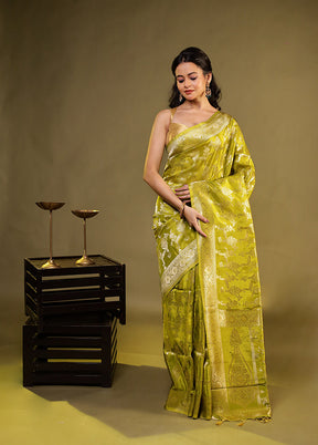 Green Dupion Silk Saree With Blouse Piece