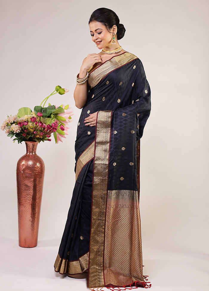 Blue Kanjivaram Silk Saree With Blouse Piece