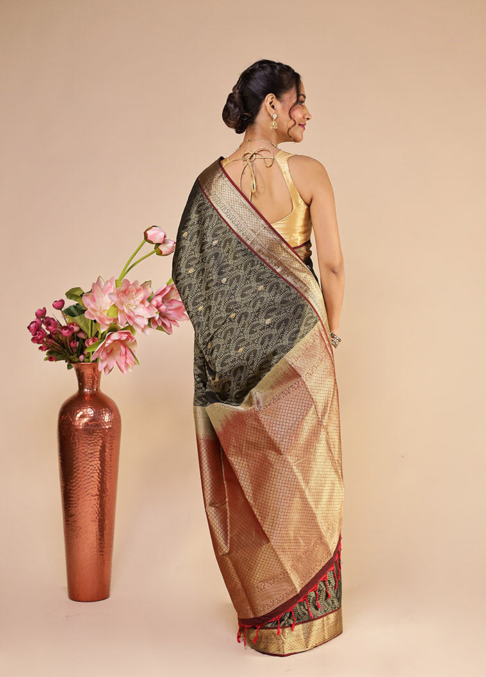 Black Kanjivaram Silk Saree With Blouse Piece