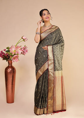 Black Kanjivaram Silk Saree With Blouse Piece