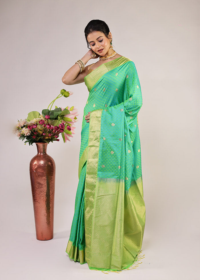 Green Kanjivaram Silk Saree With Blouse Piece