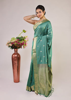 Green Kanjivaram Silk Saree With Blouse Piece