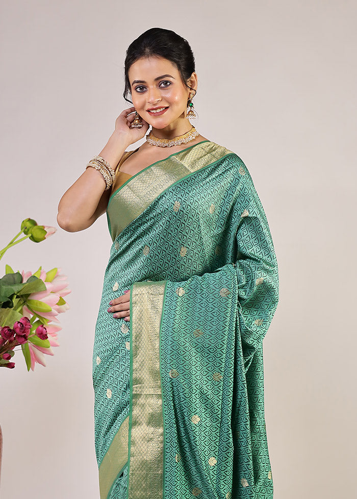 Green Kanjivaram Silk Saree With Blouse Piece