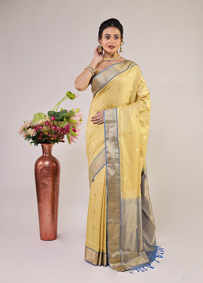 Cream Kanjivaram Silk Saree With Blouse Piece