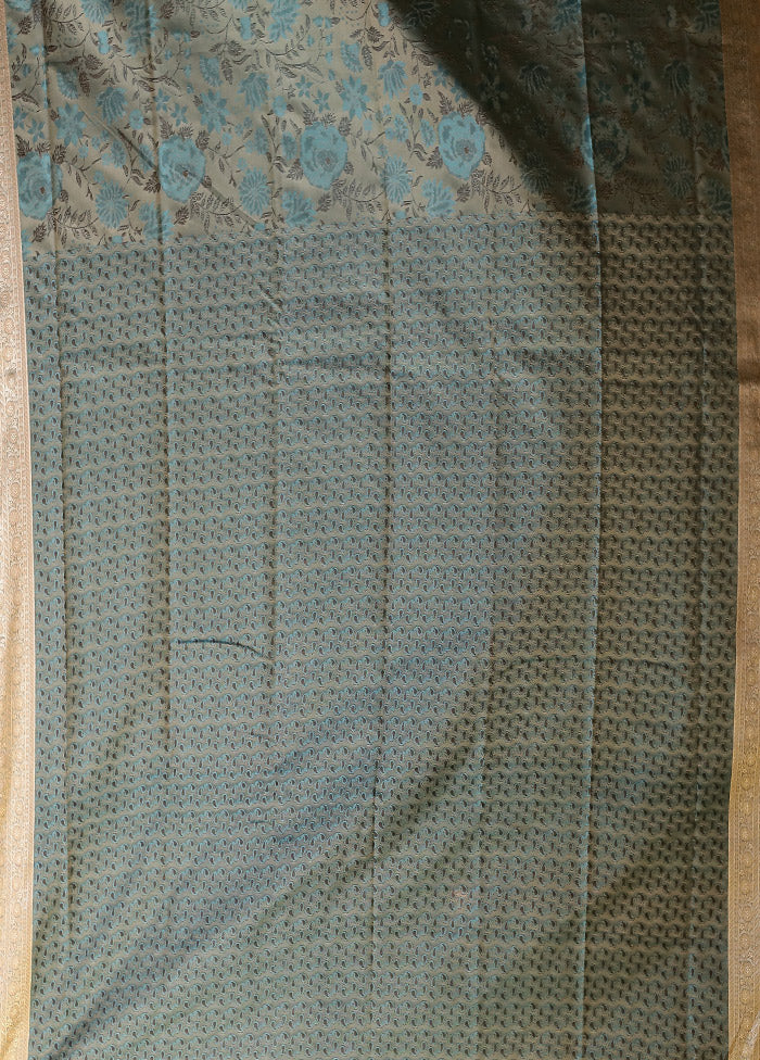 Green Kanjivaram Silk Saree With Blouse Piece