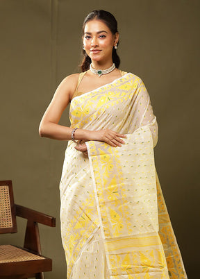 Cream Jamdani Cotton Saree Without Blouse Piece