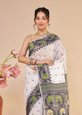 White Jamdani Cotton Saree Without Blouse Piece