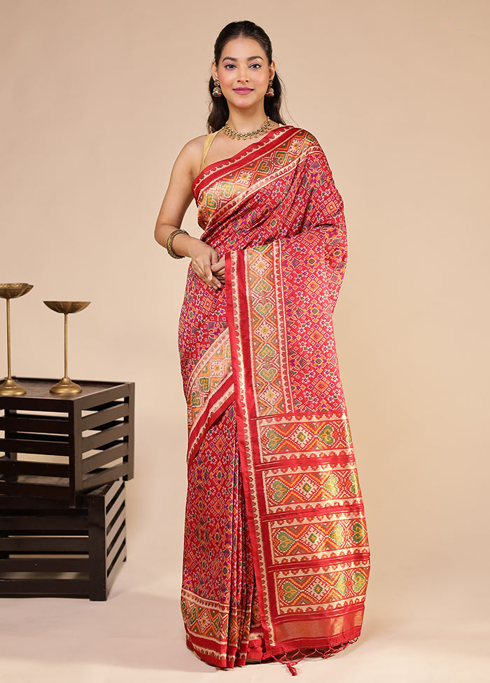 Red Dupion Silk Saree With Blouse Piece