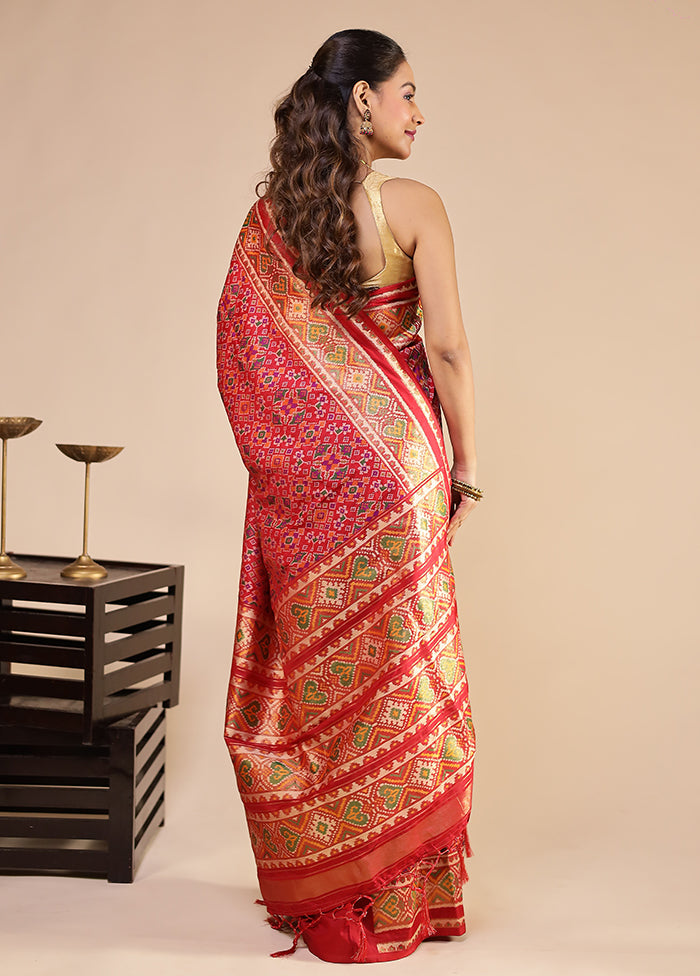 Red Dupion Silk Saree With Blouse Piece