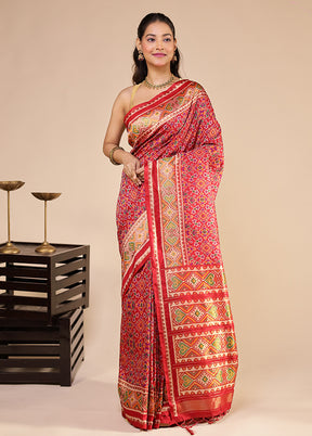 Red Dupion Silk Saree With Blouse Piece