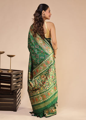 Green Dupion Silk Saree With Blouse Piece