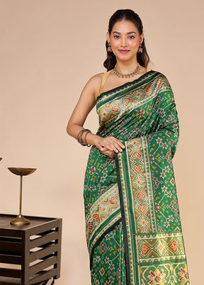 Green Dupion Silk Saree With Blouse Piece
