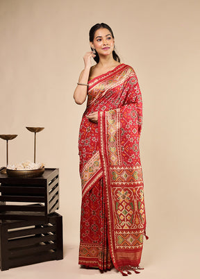 Red Dupion Silk Saree With Blouse Piece