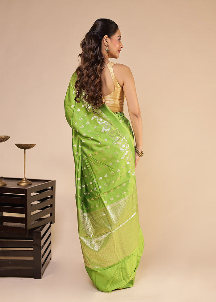 Green Dupion Silk Saree With Blouse Piece