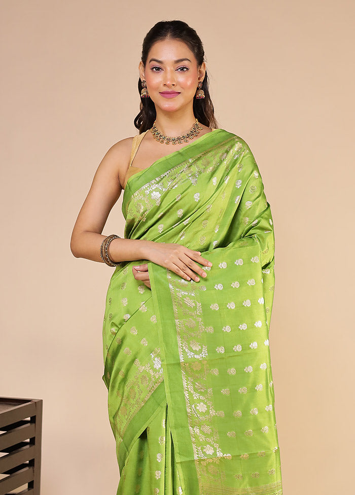 Green Dupion Silk Saree With Blouse Piece