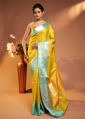 Green Kora Silk Saree With Blouse Piece