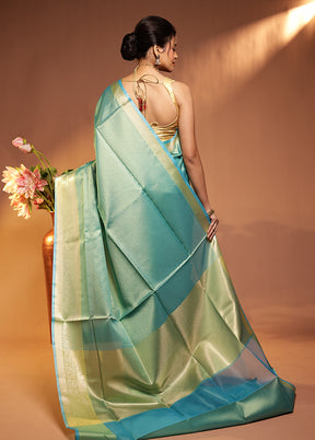 Green Kora Silk Saree With Blouse Piece