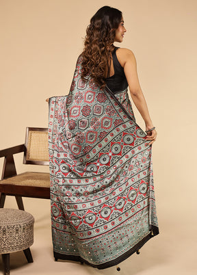 Blue Printed Silk Saree Without Blouse Piece